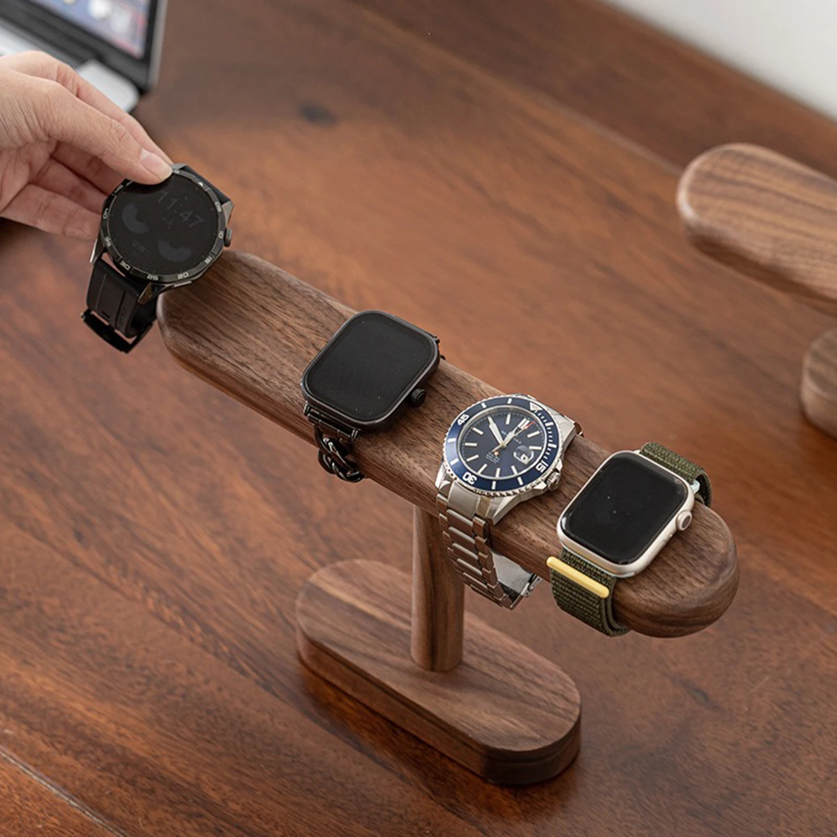 Jewelry And Watches Exhibition - Walnut Wooden Jewelry Organizer Watch Display